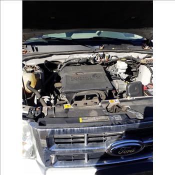 2012 Ford Escape (Staten Island, NY 10309)