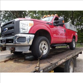 2012 Ford F350 (Staten Island, NY 10309)
