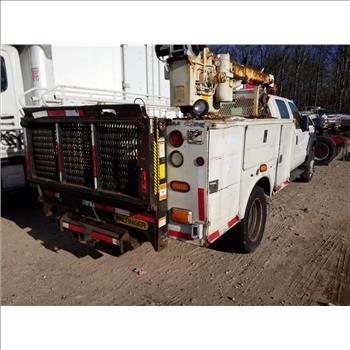 2012 Ford F450 (Staten Island, NY 10309)