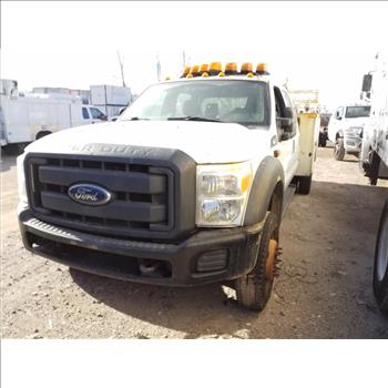 2012 Ford F450 (Staten Island, NY 10309)