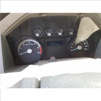 2012 Ford F450 (Staten Island, NY 10309)