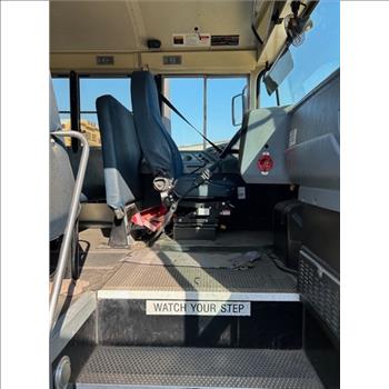 2012 IC Corp Bus (Merced, CA 95348)