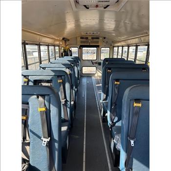 2012 IC Corp Bus (Merced, CA 95348)