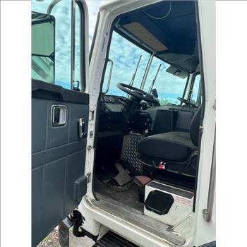 2013 Autocar ACX64 Garbage Truck (Hallandale Beach, FL 33009)