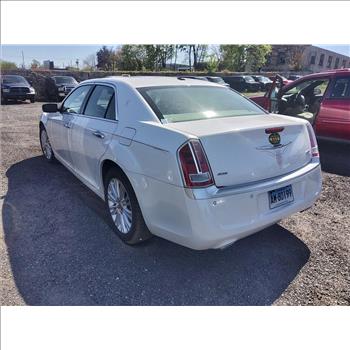 2013 Chrysler 300 (Hartford, CT 06114)