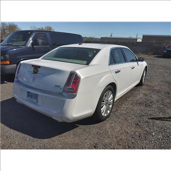 2013 Chrysler 300 (Hartford, CT 06114)