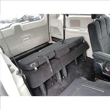 2013 Dodge Grand Caravan (Hartford, CT 06114)