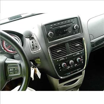 2013 Dodge Grand Caravan (Hartford, CT 06114)