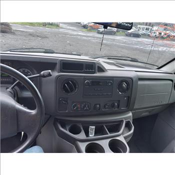 2013 Ford Econoline (Hartford, CT 06114)