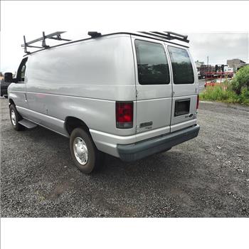 2013 Ford Econoline (Hartford, CT 06114)