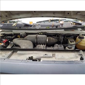 2013 Ford Econoline (Staten Island, NY 10309)