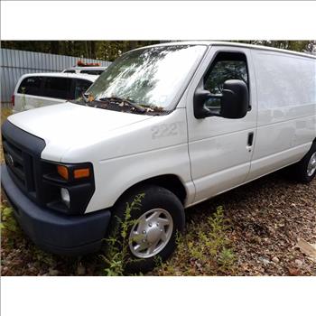 2013 Ford Econoline (Staten Island, NY 10309)