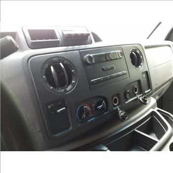 2013 Ford Econoline (Staten Island, NY 10309)