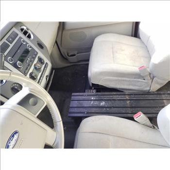 2013 Ford Expedition (Hartford, CT 06114)