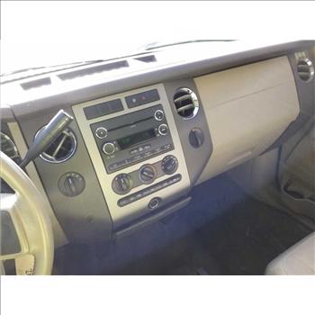 2013 Ford Expedition (Hartford, CT 06114)