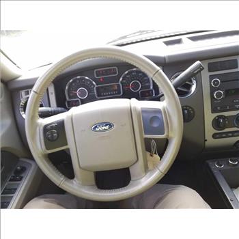 2013 Ford Expedition (Hartford, CT 06114)