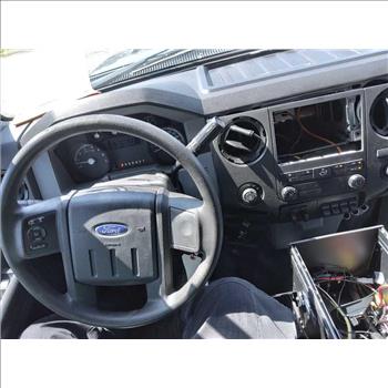 2013 Ford F-350 (Hartford, CT 06114)