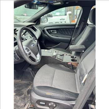 2013 Ford Taurus (Garfield, NJ 07026)