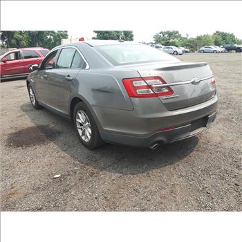 2013 Ford Taurus (Hartford, CT 06114)
