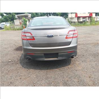 2013 Ford Taurus (Hartford, CT 06114)