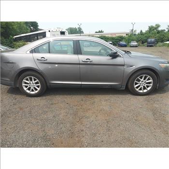 2013 Ford Taurus (Hartford, CT 06114)