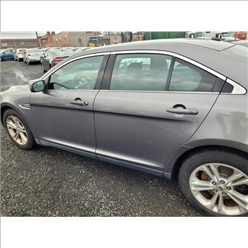 2013 Ford Taurus (Hartford, CT 06114)