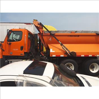 2013 Freightliner 114SD (Hartford, CT 06114)