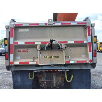 2013 International 7400 (Hartford, CT 06114)