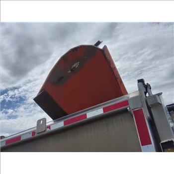 2013 International 7400 (Hartford, CT 06114)