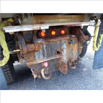 2013 International 7400 (Hartford, CT 06114)