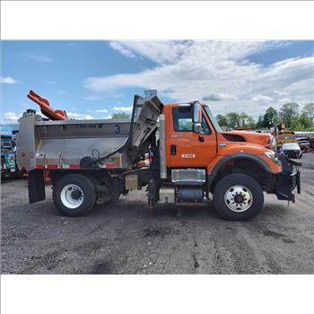 2013 International 7400 (Hartford, CT 06114)