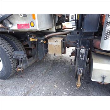2013 International 7400 (Hartford, CT 06114)