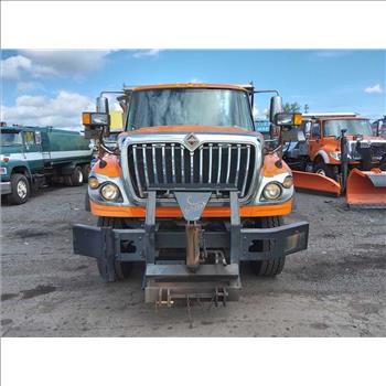 2013 International 7400 (Hartford, CT 06114)
