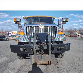 2013 International 7400 (Hartford, CT 06114)