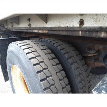 2013 International 7400 SBA 4X2 (Hartford, CT 06114)