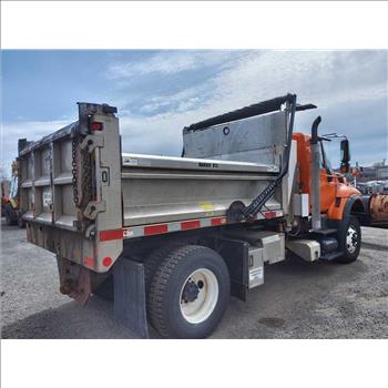 2013 International 7400 SBA 4X2 (Hartford, CT 06114)