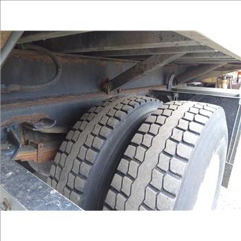 2013 International 7400 SBA 4X2 (Hartford, CT 06114)