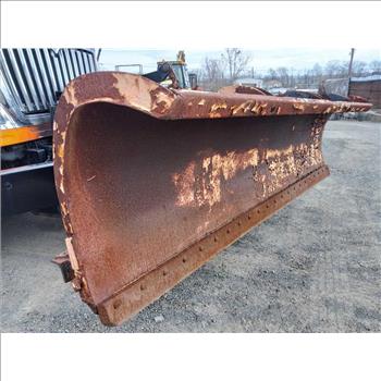 2013 International 7400 SBA 4X2 (Hartford, CT 06114)