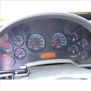 2013 International 7400 SBA 4X2 (Hartford, CT 06114)