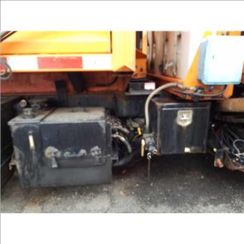 2013 International 7400 w/Plow (Hartford, CT 06114)