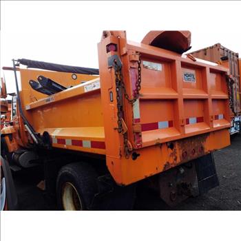 2013 International 7400 w/Plow (Hartford, CT 06114)