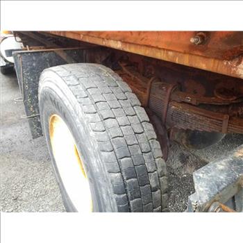 2013 International 7400 w/Plow (Hartford, CT 06114)