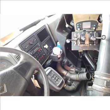 2013 International 7400 w/Plow (Hartford, CT 06114)