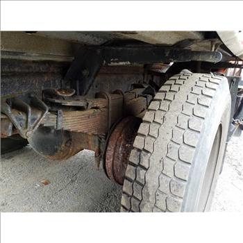 2013 International 7400 w/Plow (Hartford, CT 06114)