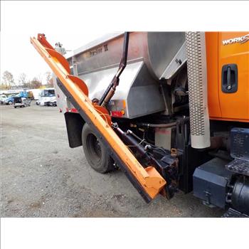 2013 International 7400 w/Plow (Hartford, CT 06114)