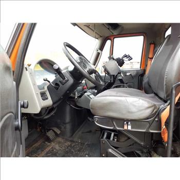 2013 International 7400 w/Plow (Hartford, CT 06114)