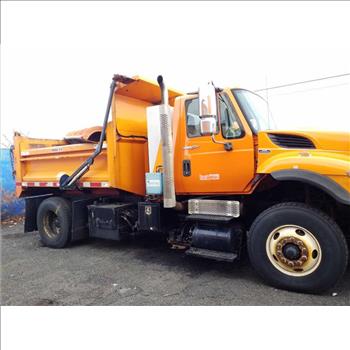 2013 International 7400 w/Plow (Hartford, CT 06114)