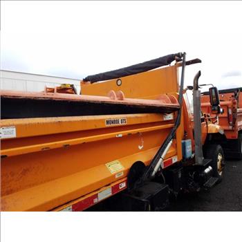 2013 International 7400 w/Plow (Hartford, CT 06114)