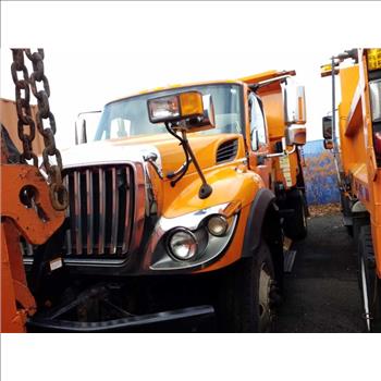 2013 International 7400 w/Plow (Hartford, CT 06114)
