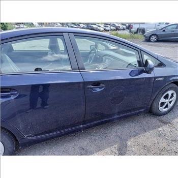 2013 Toyota Prius (Hartford, CT 06114)